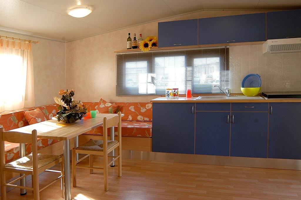 Acquaviva Village Camping Portoferraio Habitación foto