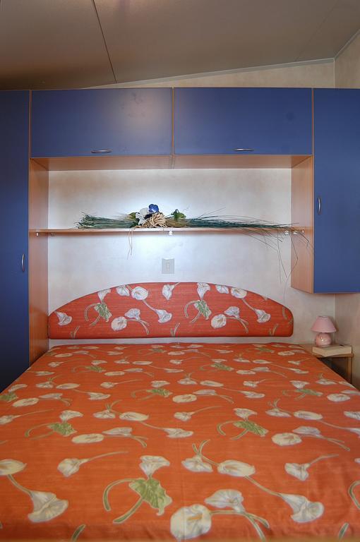Acquaviva Village Camping Portoferraio Habitación foto